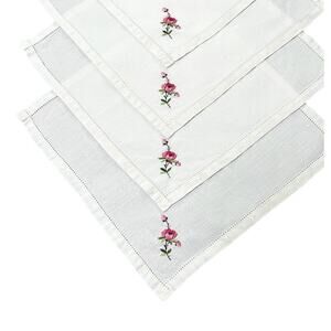 Vintage Linen Napkins Set 4 Delicate Embroidered Corner Flower Pink Green 11x11